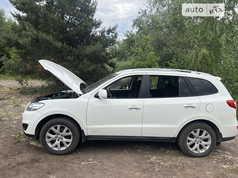 Внедорожник / Кроссовер Hyundai Santa FE 2011 в Золотоноше фото 7 Внедорожник / Кроссовер Hyundai Santa FE 2011 в Золотоноше