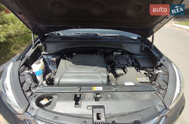 Позашляховик / Кросовер Hyundai Santa FE 2014 в 