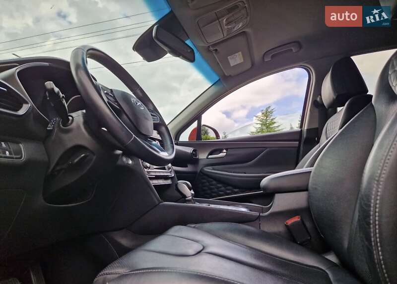 Внедорожник / Кроссовер Hyundai Santa FE 2020 в Тернополе