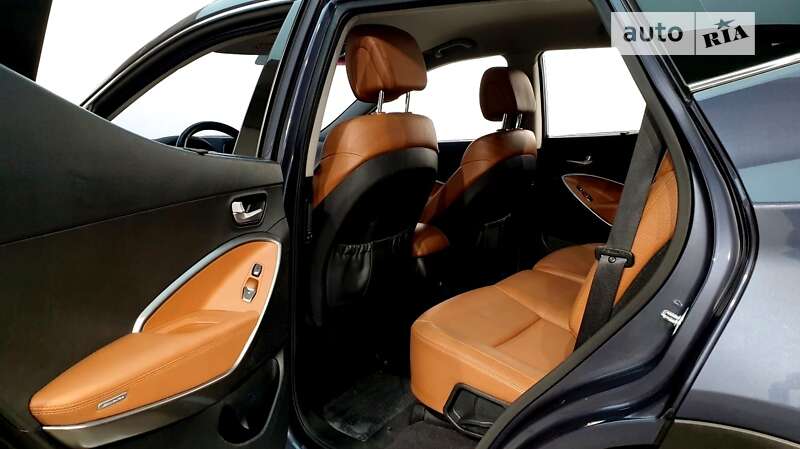 Позашляховик / Кросовер Hyundai Santa FE 2016 в Києві