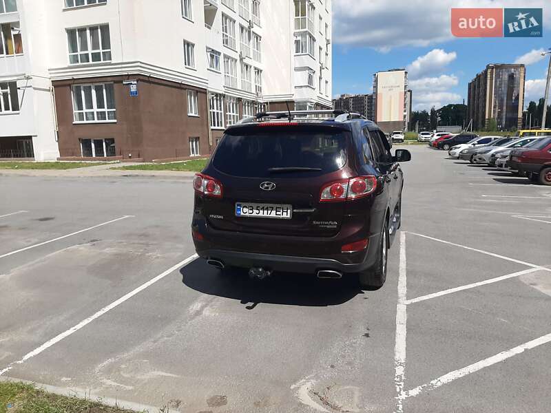 Внедорожник / Кроссовер Hyundai Santa FE 2011 в Чернигове
