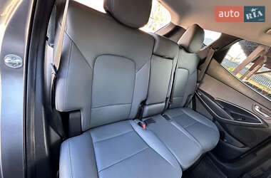 Внедорожник / Кроссовер Hyundai Santa FE 2014 в 