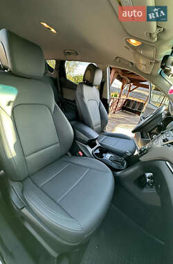 Внедорожник / Кроссовер Hyundai Santa FE 2014 в 