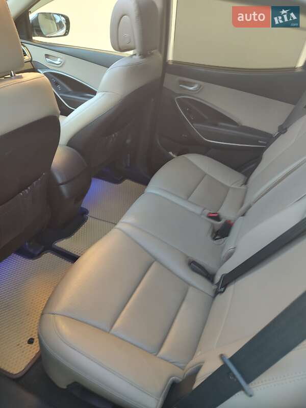 Минивэн Hyundai Santa FE 2016 в Луцке фото 12 Минивэн Hyundai Santa FE 2016 в Луцке