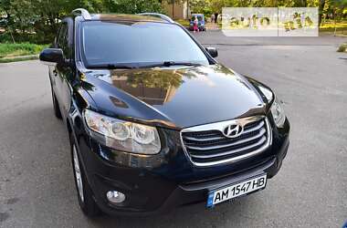 Внедорожник / Кроссовер Hyundai Santa FE 2010 в Киеве