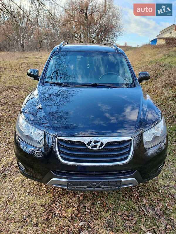 Позашляховик / Кросовер Hyundai Santa FE 2011 в Кельменцях
