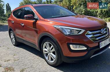 Внедорожник / Кроссовер Hyundai Santa FE 2014 в 