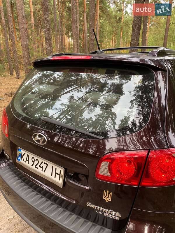 Позашляховик / Кросовер Hyundai Santa FE 2008 в Броварах