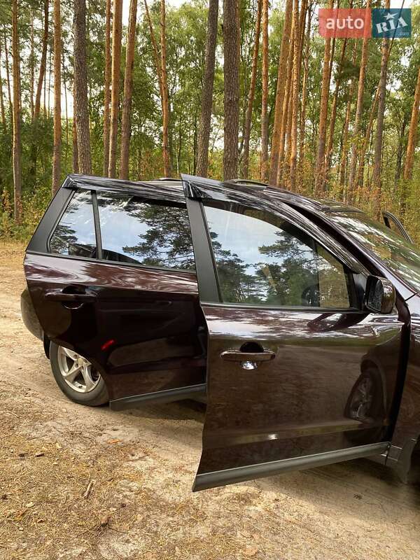 Позашляховик / Кросовер Hyundai Santa FE 2008 в Броварах