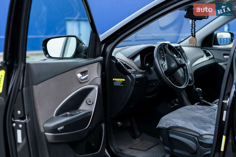 Позашляховик / Кросовер Hyundai Santa FE 2012 в Вінниці