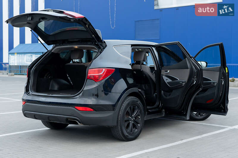 Позашляховик / Кросовер Hyundai Santa FE 2012 в Вінниці