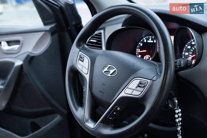 Позашляховик / Кросовер Hyundai Santa FE 2012 в Вінниці