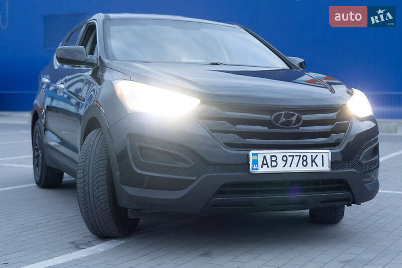 Позашляховик / Кросовер Hyundai Santa FE 2012 в Вінниці