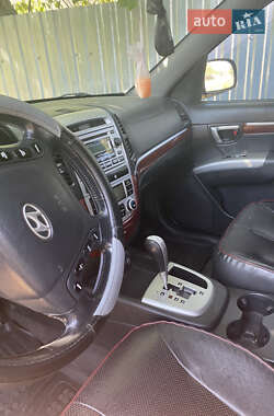 Позашляховик / Кросовер Hyundai Santa FE 2006 в 