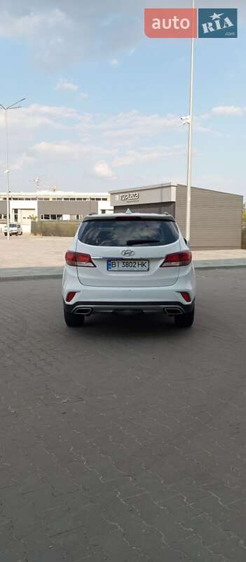 Позашляховик / Кросовер Hyundai Santa FE 2016 в Харкові