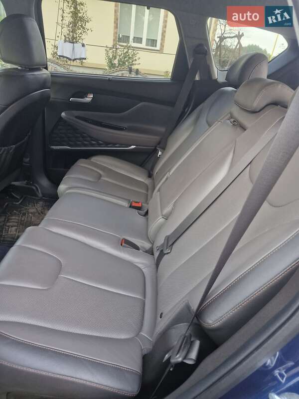 Позашляховик / Кросовер Hyundai Santa FE 2019 в Львові