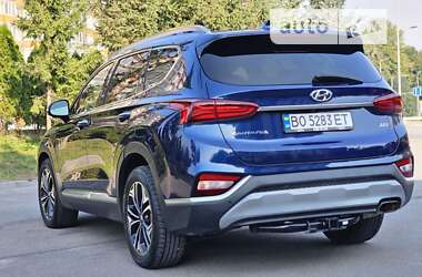 Внедорожник / Кроссовер Hyundai Santa FE 2020 в 