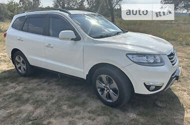 Внедорожник / Кроссовер Hyundai Santa FE 2012 в Николаеве