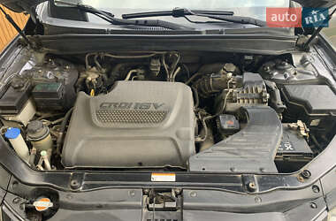 Внедорожник / Кроссовер Hyundai Santa FE 2010 в 