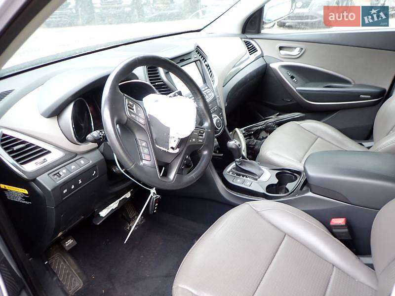 Внедорожник / Кроссовер Hyundai Santa FE 2015 в Киеве