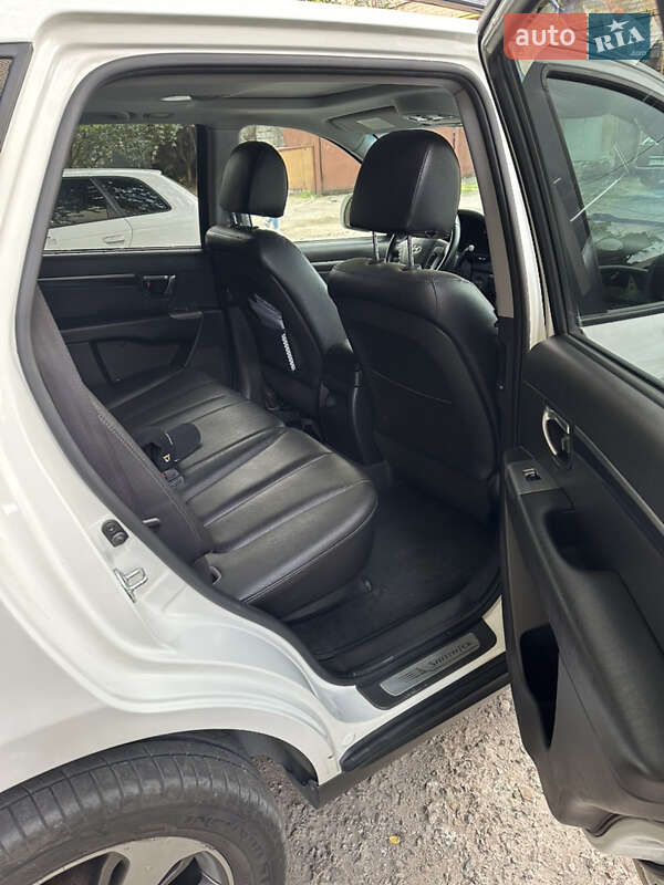 Позашляховик / Кросовер Hyundai Santa FE 2012 в Дніпрі