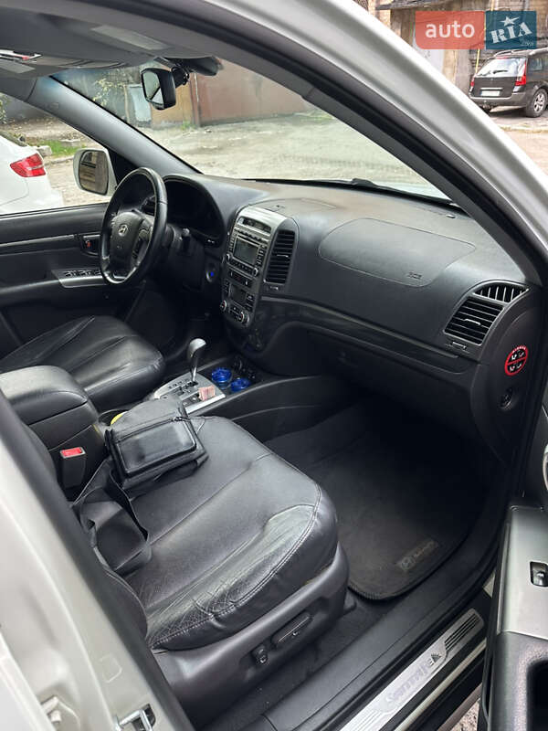 Позашляховик / Кросовер Hyundai Santa FE 2012 в Дніпрі