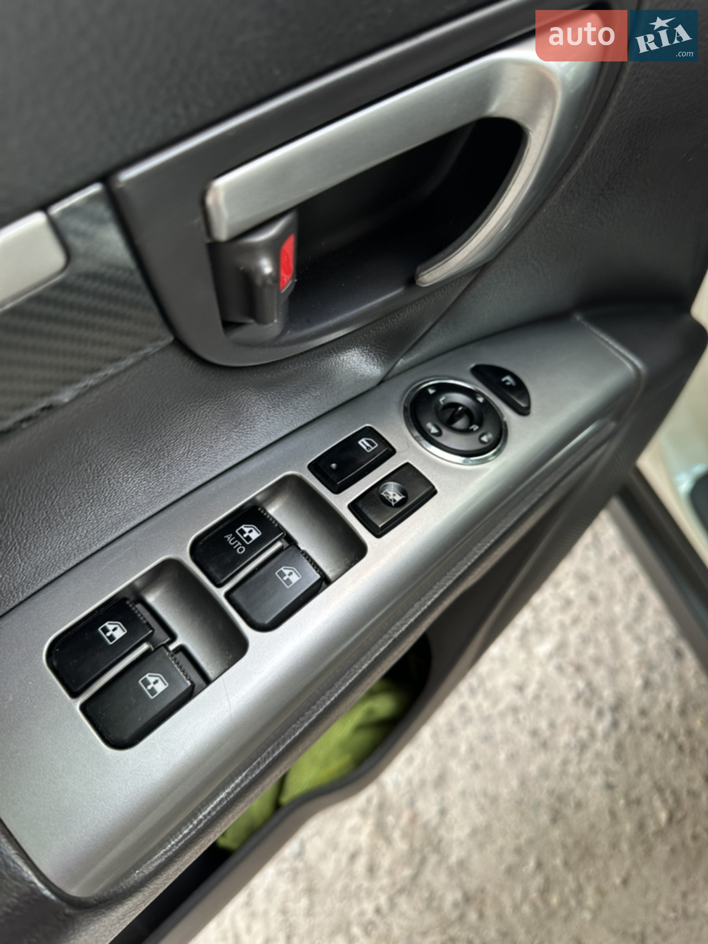 2012 Hyundai Santa Fe - мініатюра 15
