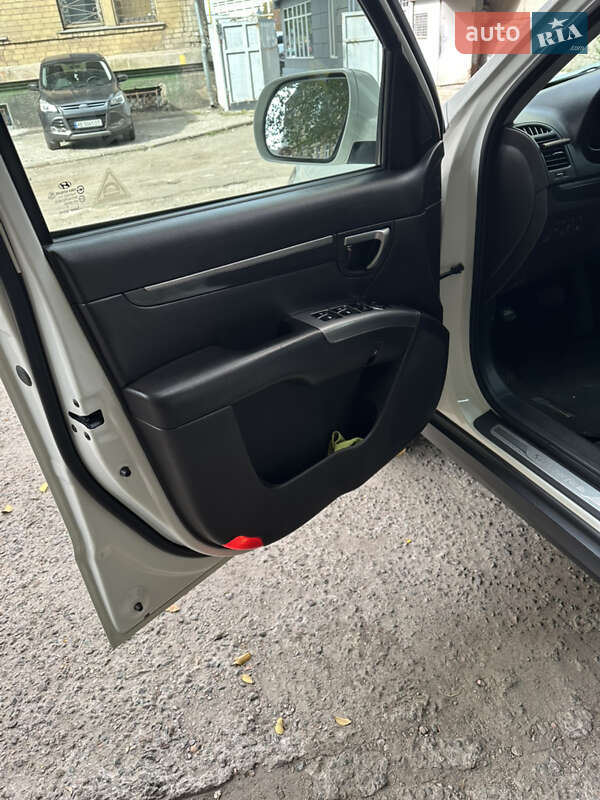 Позашляховик / Кросовер Hyundai Santa FE 2012 в Дніпрі