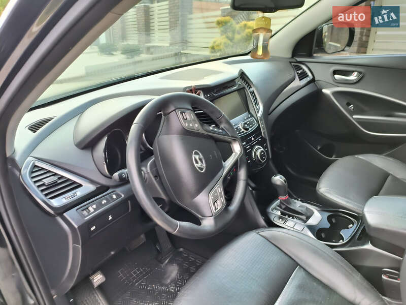 Позашляховик / Кросовер Hyundai Santa FE 2013 в Тульчині