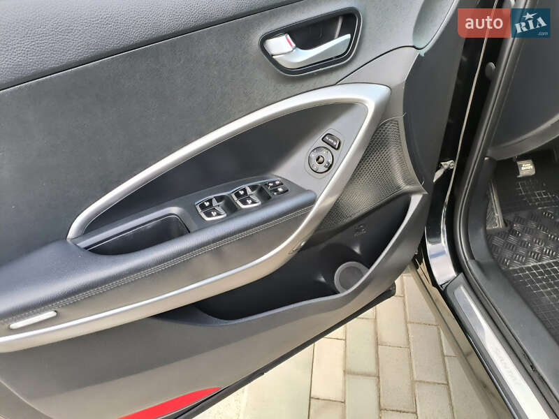 Позашляховик / Кросовер Hyundai Santa FE 2013 в Тульчині