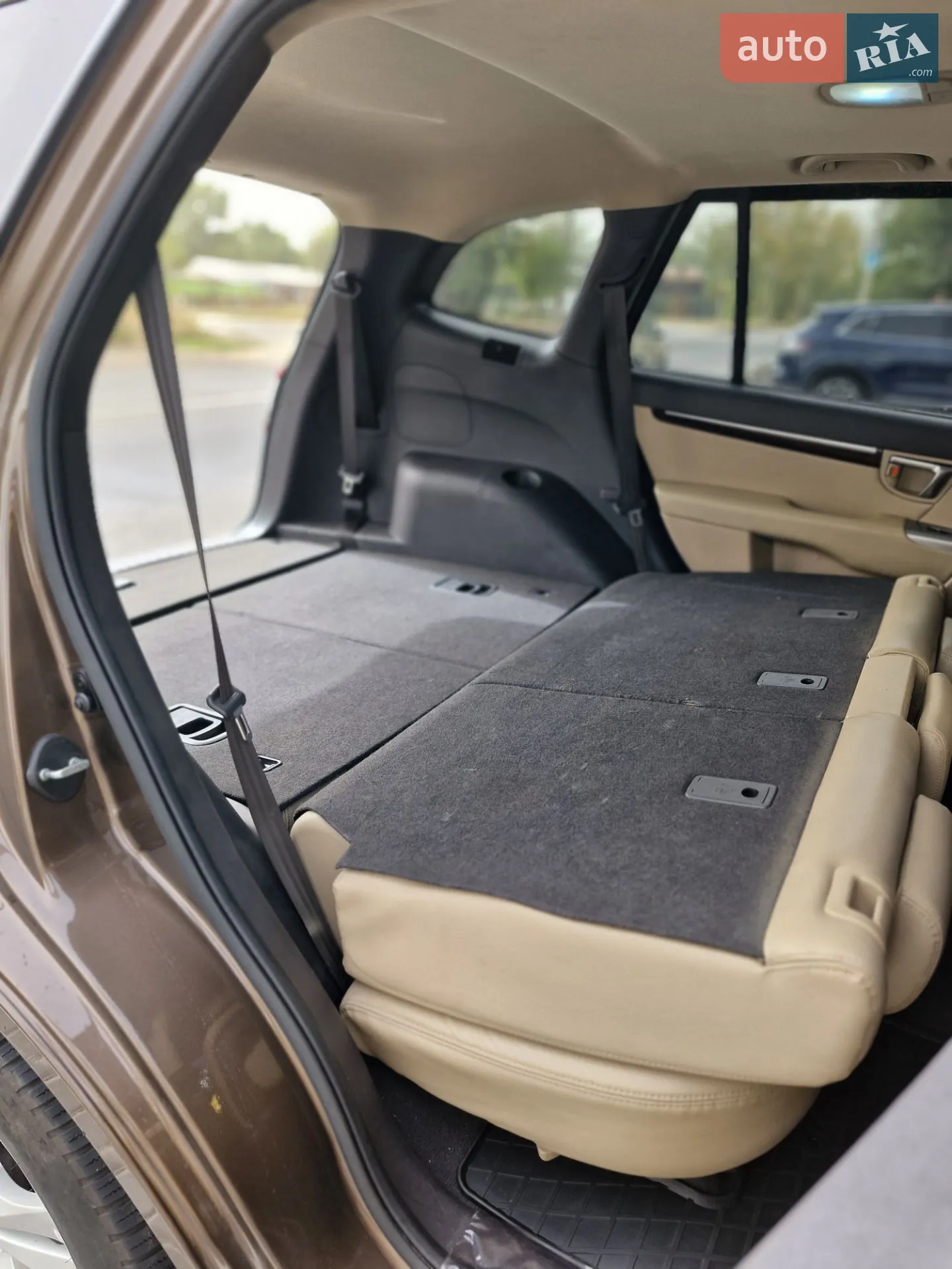 2011 Hyundai Santa Fe - мініатюра 21