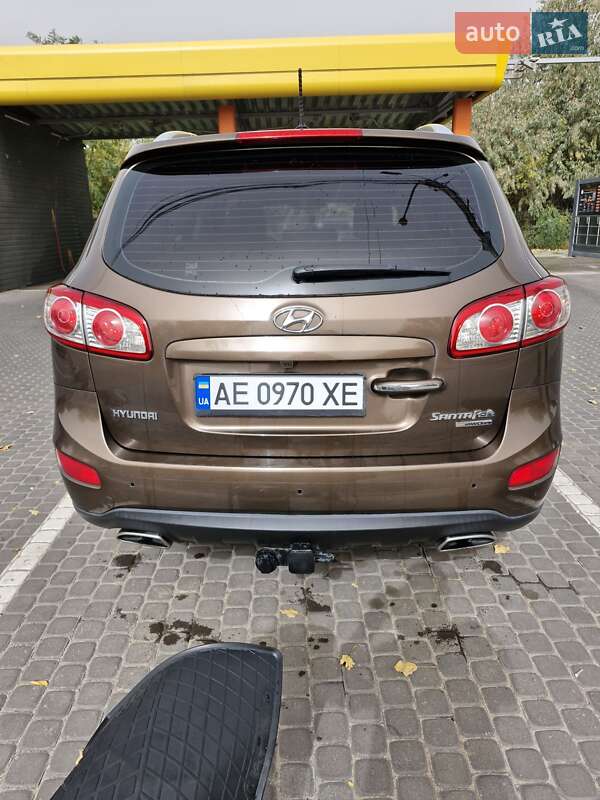 Позашляховик / Кросовер Hyundai Santa FE 2011 в Кам'янському
