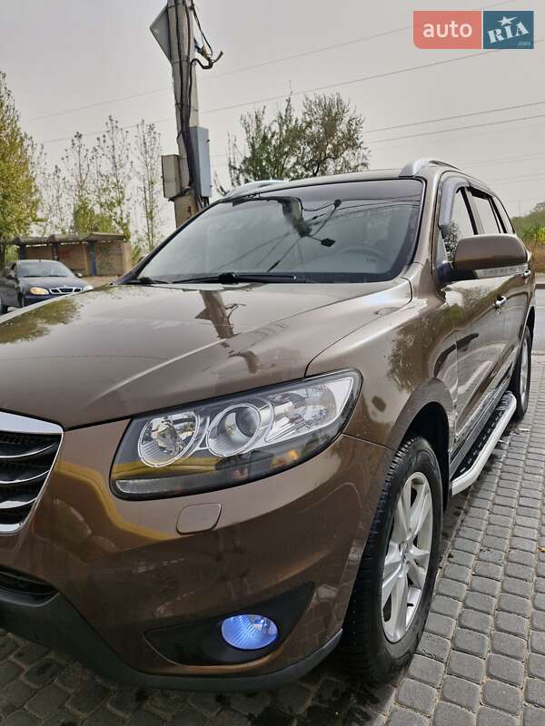Позашляховик / Кросовер Hyundai Santa FE 2011 в Кам'янському