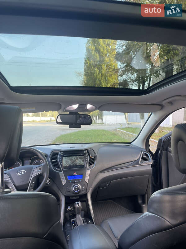 Позашляховик / Кросовер Hyundai Santa FE 2013 в Звягелі фото 15 Позашляховик / Кросовер Hyundai Santa FE 2013 в Звягелі