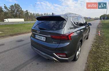Внедорожник / Кроссовер Hyundai Santa FE 2018 в 