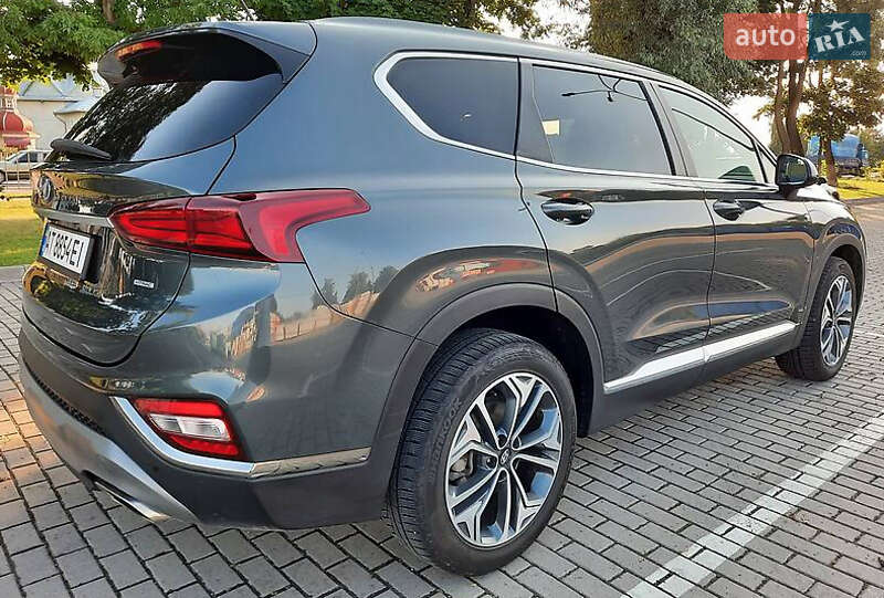 Внедорожник / Кроссовер Hyundai Santa FE 2020 в Ивано-Франковске