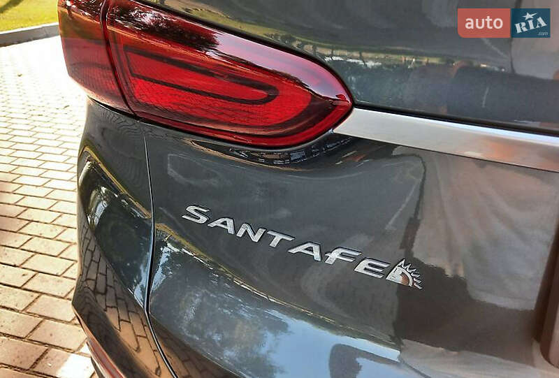 Внедорожник / Кроссовер Hyundai Santa FE 2020 в Ивано-Франковске