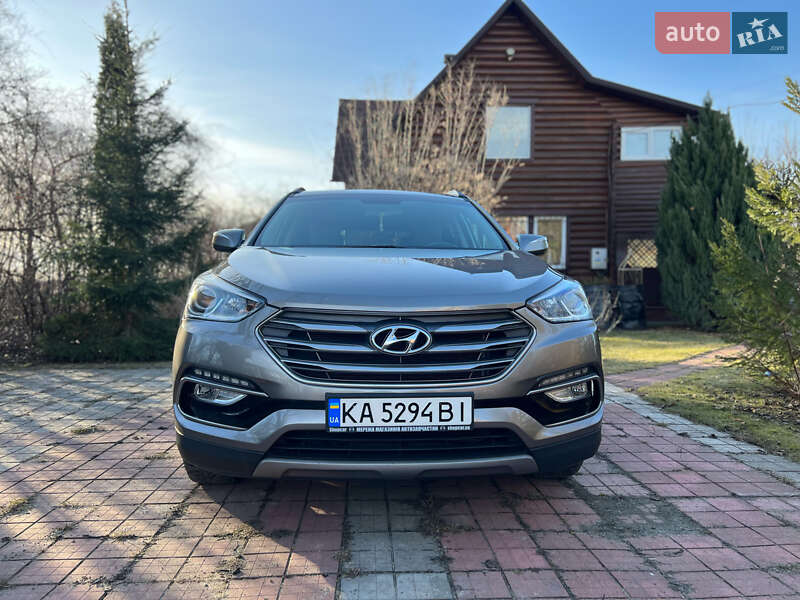 Внедорожник / Кроссовер Hyundai Santa FE 2017 в Борисполе