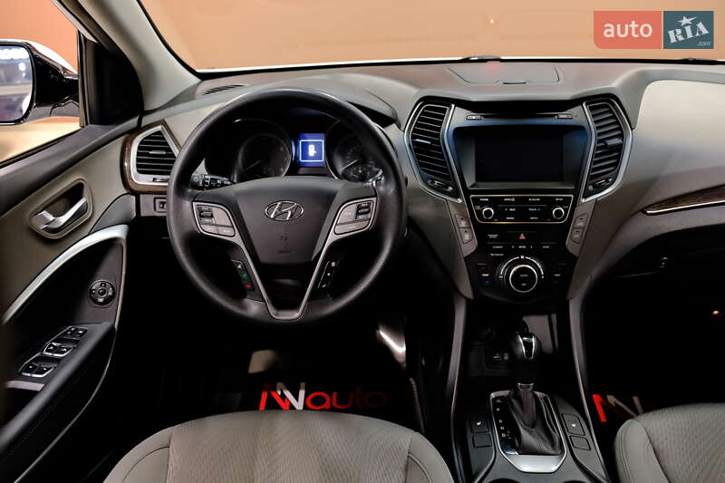 Внедорожник / Кроссовер Hyundai Santa FE 2019 в Одессе