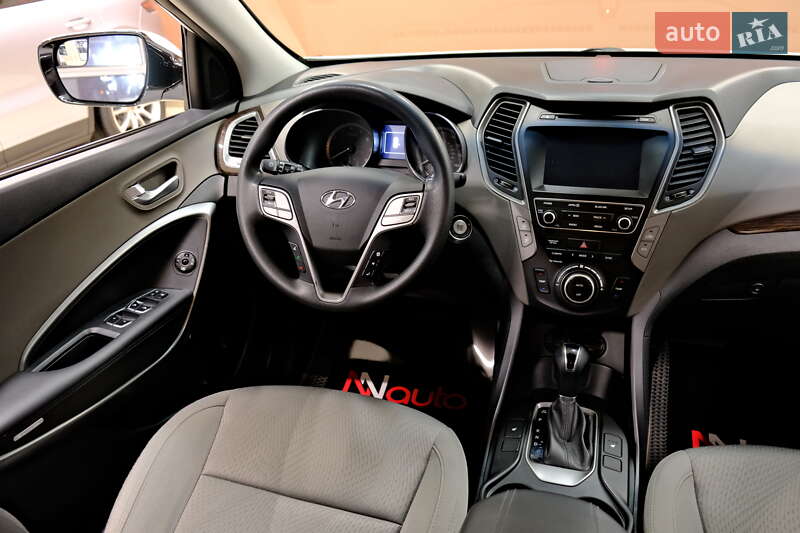 Внедорожник / Кроссовер Hyundai Santa FE 2019 в Одессе