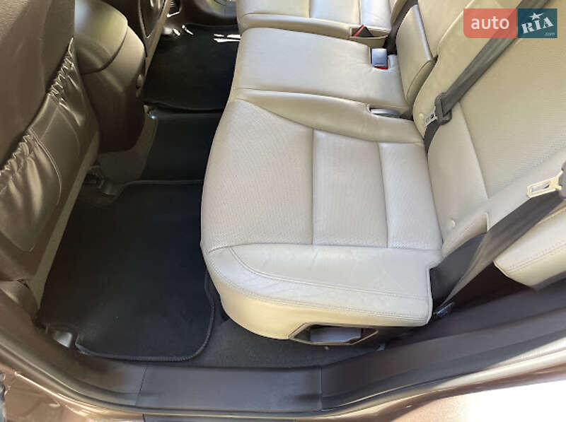 Позашляховик / Кросовер Hyundai Santa FE 2015 в Тетієві