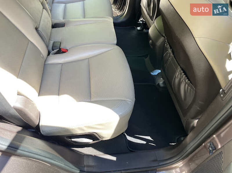 Позашляховик / Кросовер Hyundai Santa FE 2015 в Тетієві