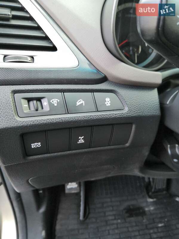 Позашляховик / Кросовер Hyundai Santa FE 2013 в Одесі