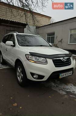 Внедорожник / Кроссовер Hyundai Santa FE 2010 в Киеве