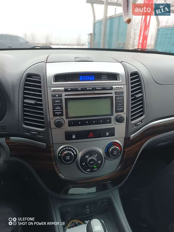Внедорожник / Кроссовер Hyundai Santa FE 2011 в Буче