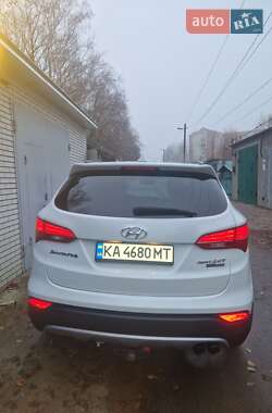 Внедорожник / Кроссовер Hyundai Santa FE 2015 в 
