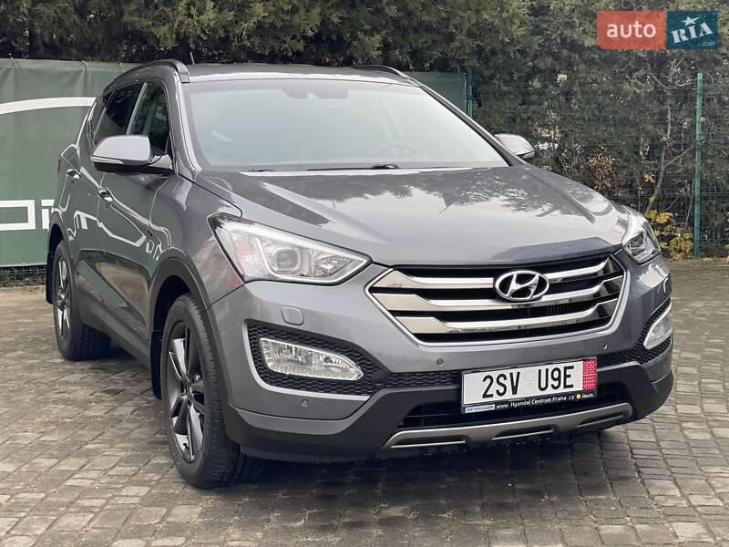 Позашляховик / Кросовер Hyundai Santa FE 2014 в Чернівцях