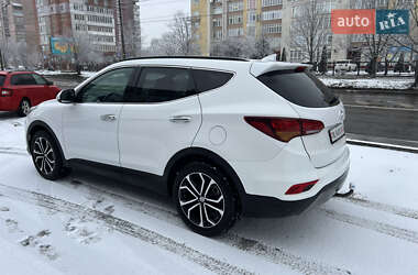 Позашляховик / Кросовер Hyundai Santa FE 2016 в Івано-Франківську