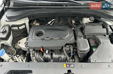 Внедорожник / Кроссовер Hyundai Santa FE 2019 в 
