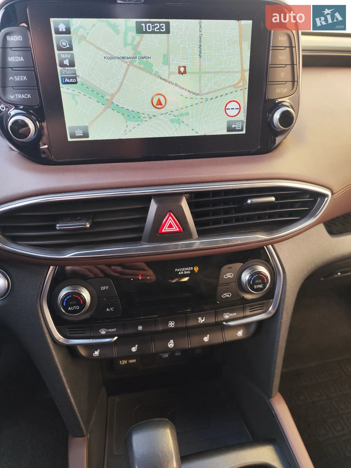 2018 Hyundai Santa Fe - мініатюра 22